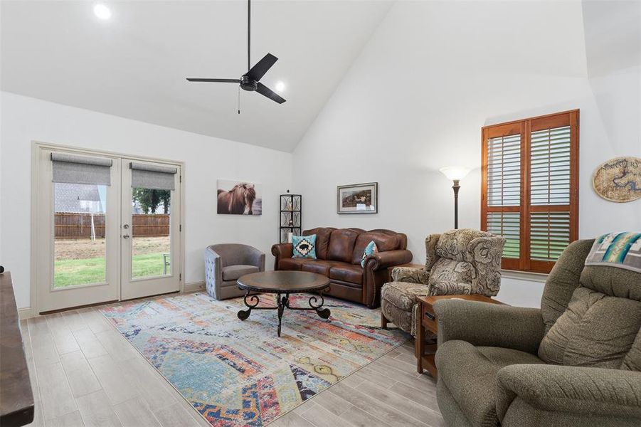 Furnished interior view inside a new home in , Tolar (Image 8).