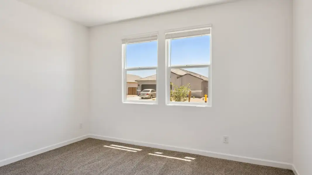 Spacious, unfurnished interior of a new home in Magma Ranch Vistas, Florence (Image 25).