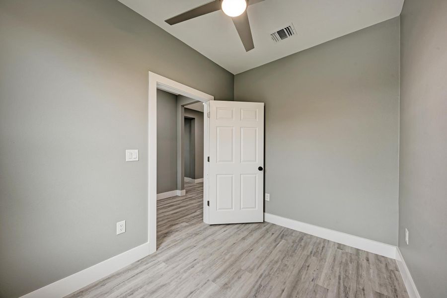 Spacious, unfurnished interior of a new home in , Paige (Image 30).