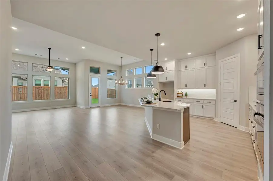 Furnished interior view inside a new home in Sandbrock Ranch, Aubrey (Image 9).