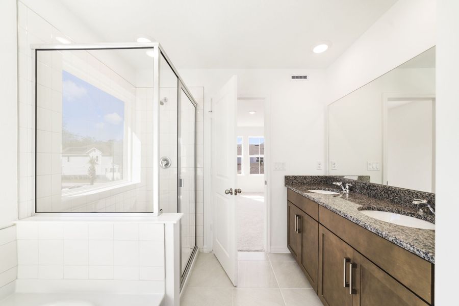 Furnished interior view inside a new home in Aulin Square, Oviedo (Image 11).