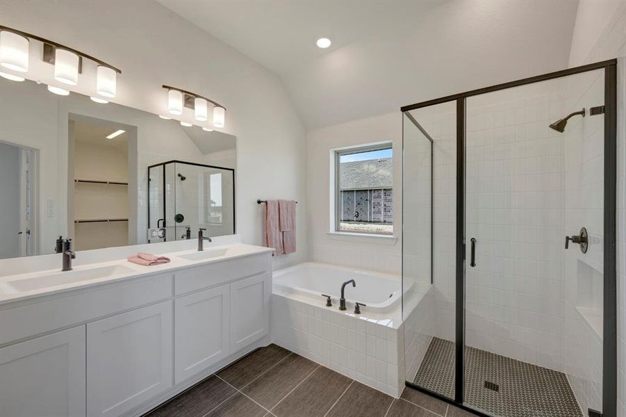 Furnished interior view inside a new home in Creekshaw – Gardens, Royse City (Image 12).