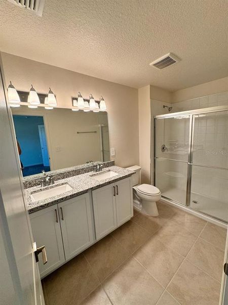 Furnished interior view inside a new home in , Davenport (Image 4).