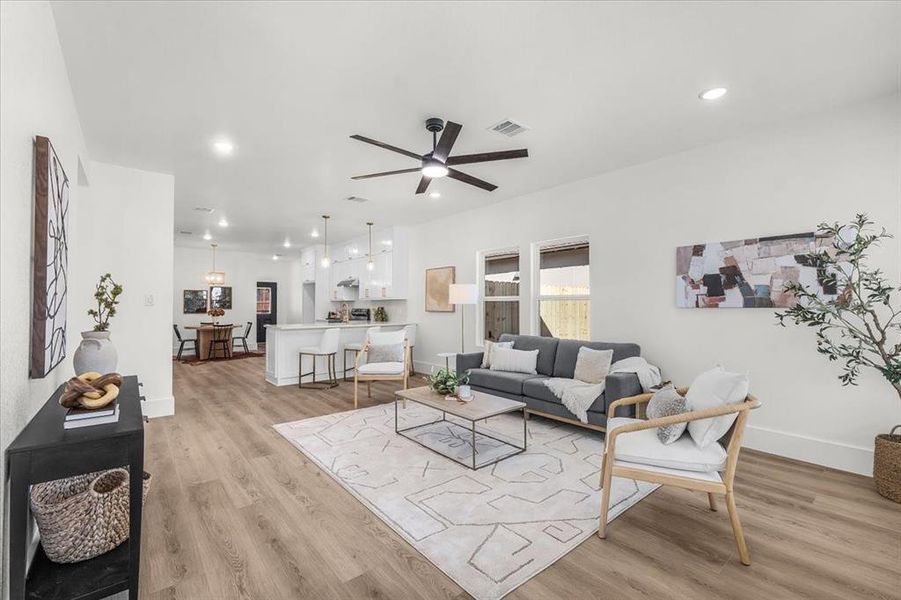 Furnished interior view inside a new home in , Fort Worth (Image 4). Furnished interior view inside a new home in , Fort Worth (Image 4).