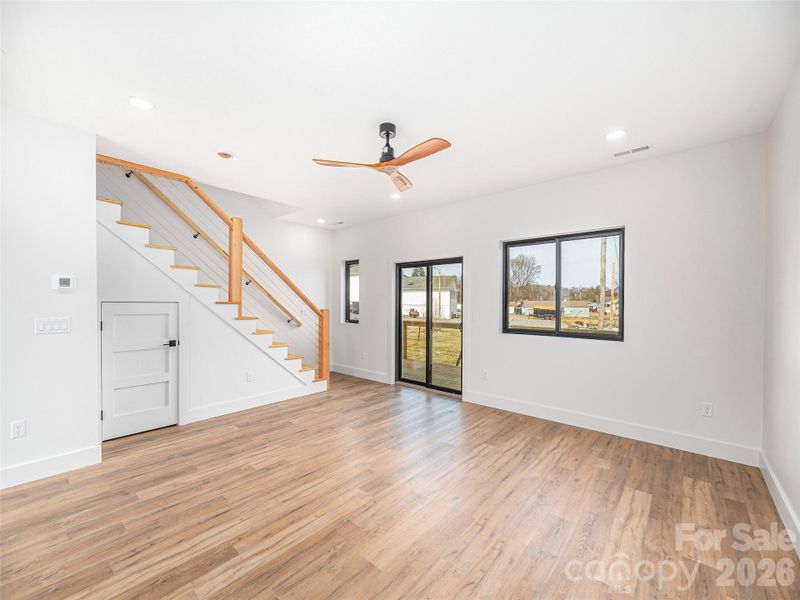 Spacious, unfurnished interior of a new home in , Waynesville (Image 13).