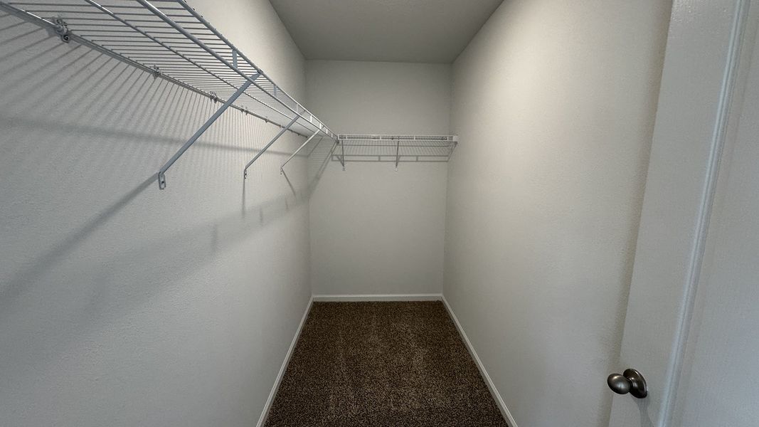 Spacious, unfurnished interior of a new home in The Arbors, Jacksonville (Image 19).