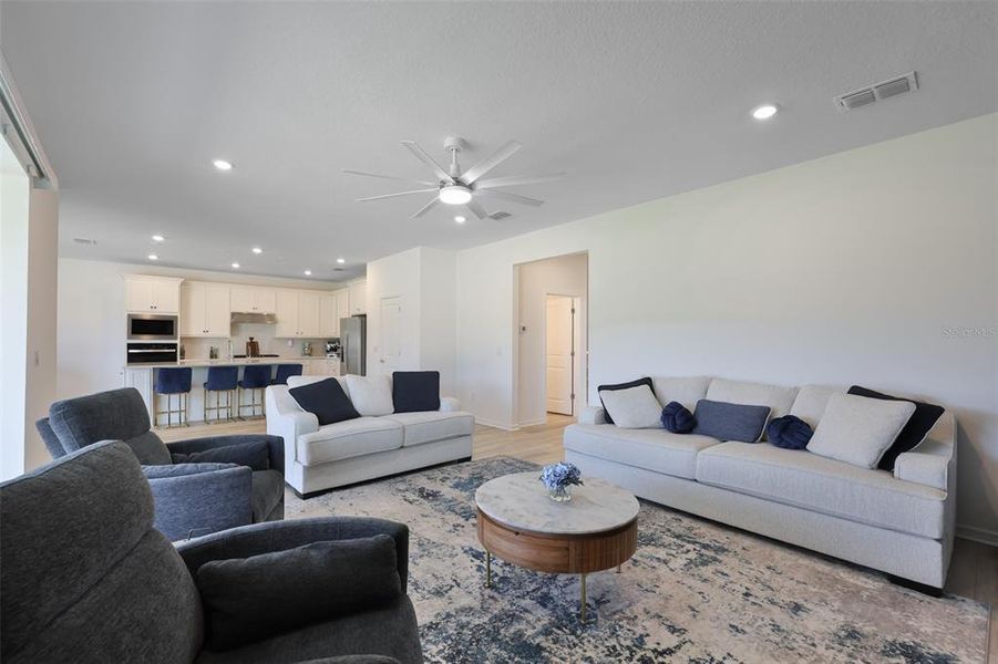 Furnished interior view inside a new home in , Valrico (Image 36).