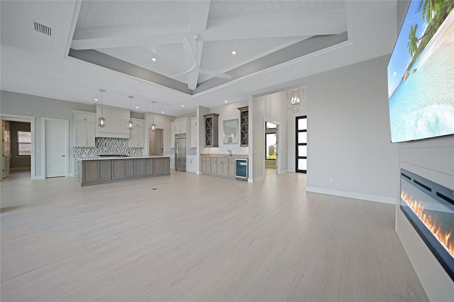 Spacious, unfurnished interior of a new home in , Punta Gorda (Image 18).
