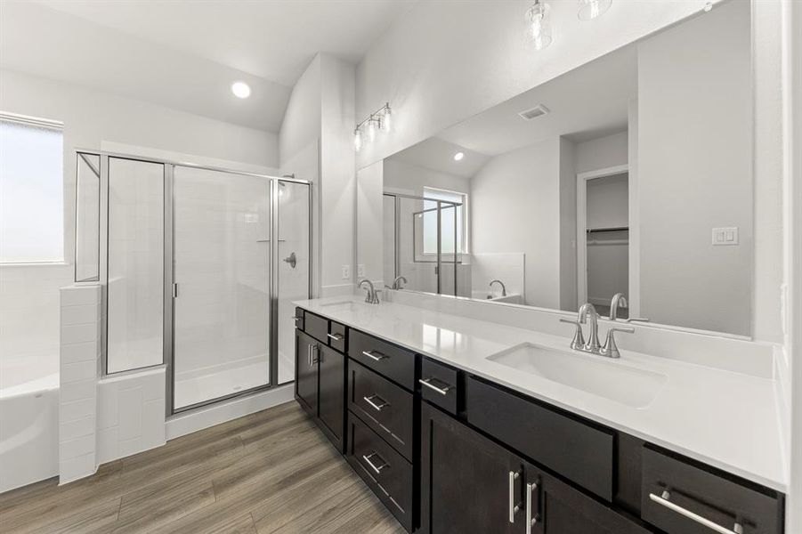 22. 4115 Olmsted - Bath (2)