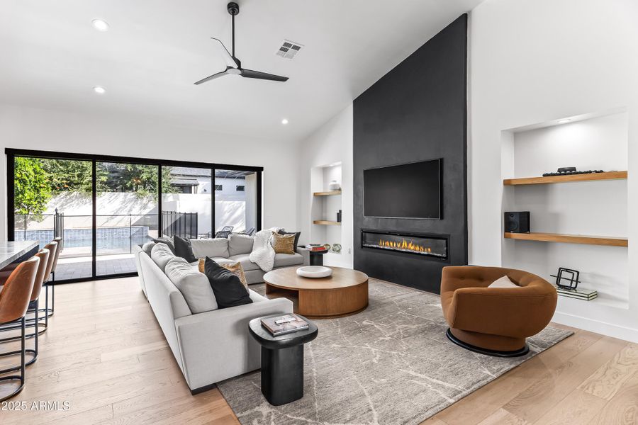 untitled (25 of 41) untitled (25 of 41)