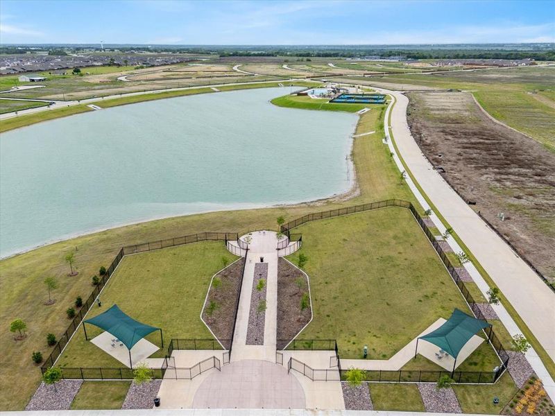 Community amenities in Eastland, Crandall (Image 35).