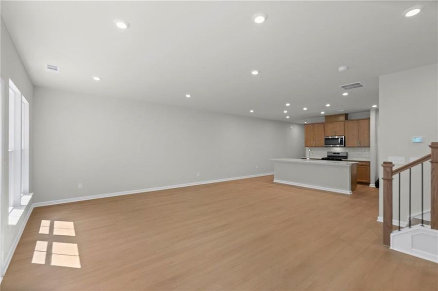 Spacious, unfurnished interior of a new home in Ansley Towns, Cumming (Image 19). Spacious, unfurnished interior of a new home in Ansley Towns, Cumming (Image 19).