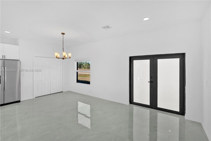 Spacious, unfurnished interior of a new home in , Punta Gorda (Image 38).