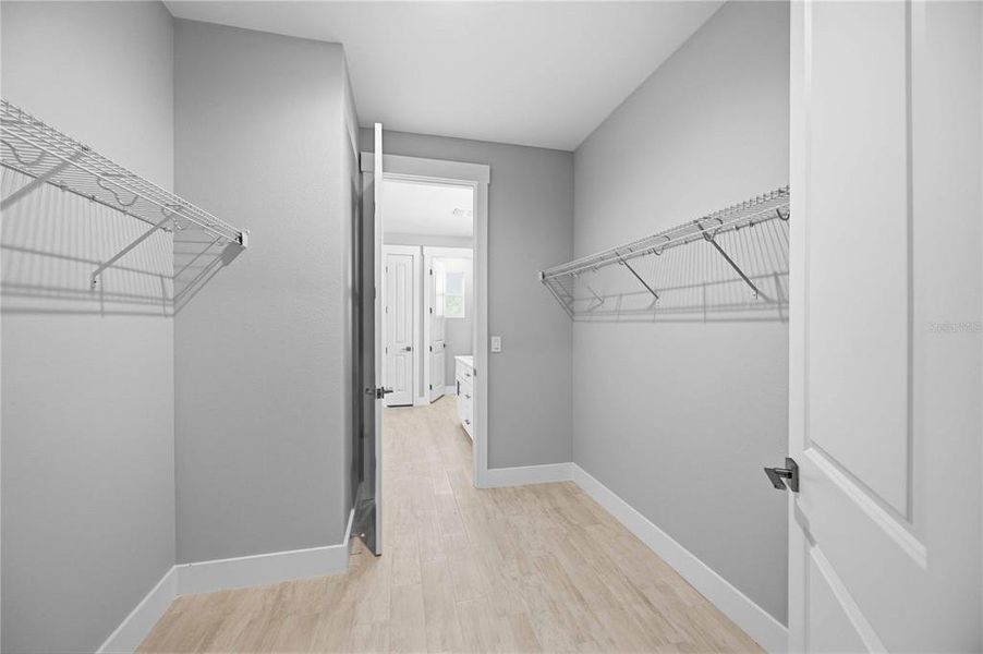 Spacious, unfurnished interior of a new home in , Port Charlotte (Image 21).