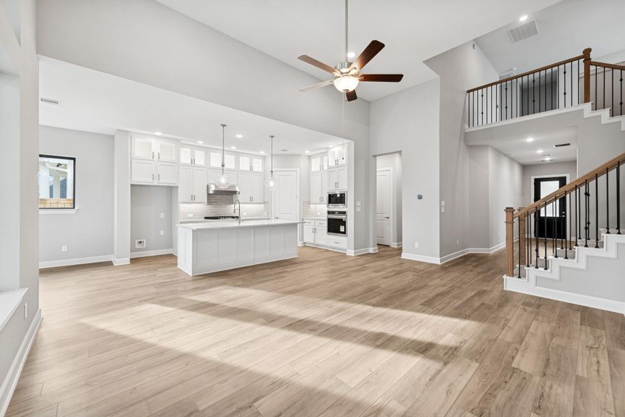 Spacious, unfurnished interior of a new home in Kresston, Magnolia (Image 14).