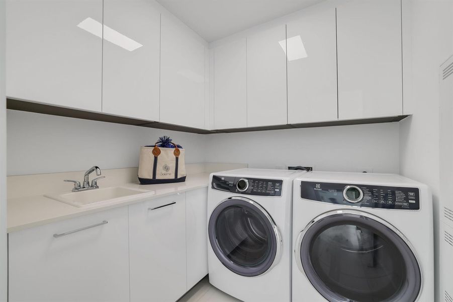 Laundry Laundry