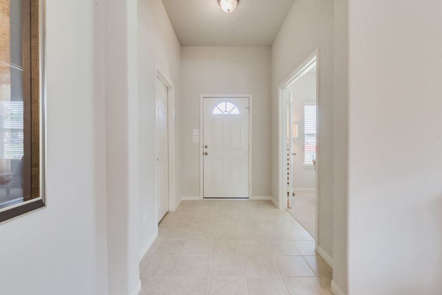 Representative unfurnished interior of a home built from the Floor Plan 1754 by Colina Homes in Grand Magnolia, Magnolia (Image 22). Representative unfurnished interior of a home built from the Floor Plan 1754 by Colina Homes in Grand Magnolia, Magnolia (Image 22).