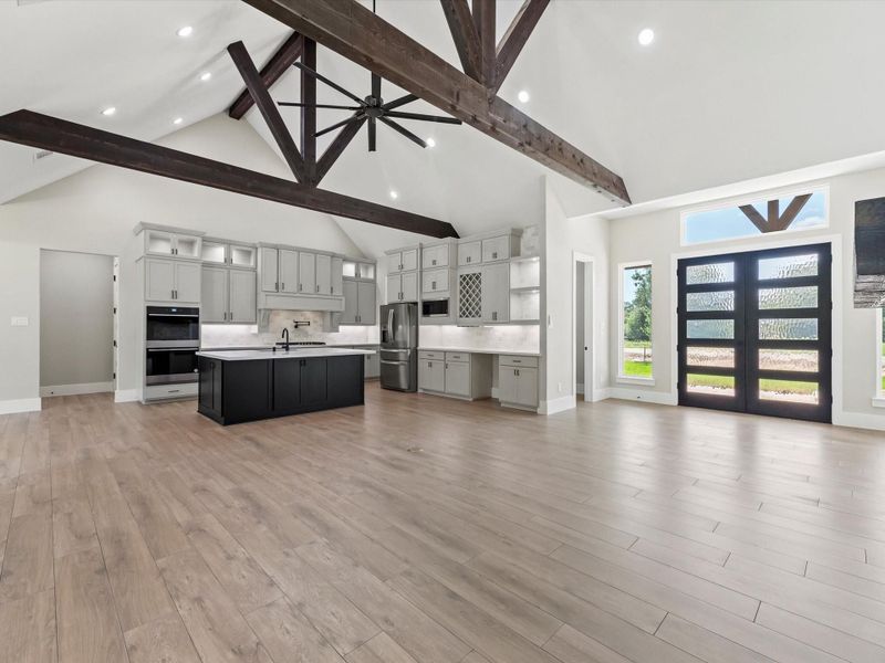 Living area looking into the kitchen. Living area looking into the kitchen.