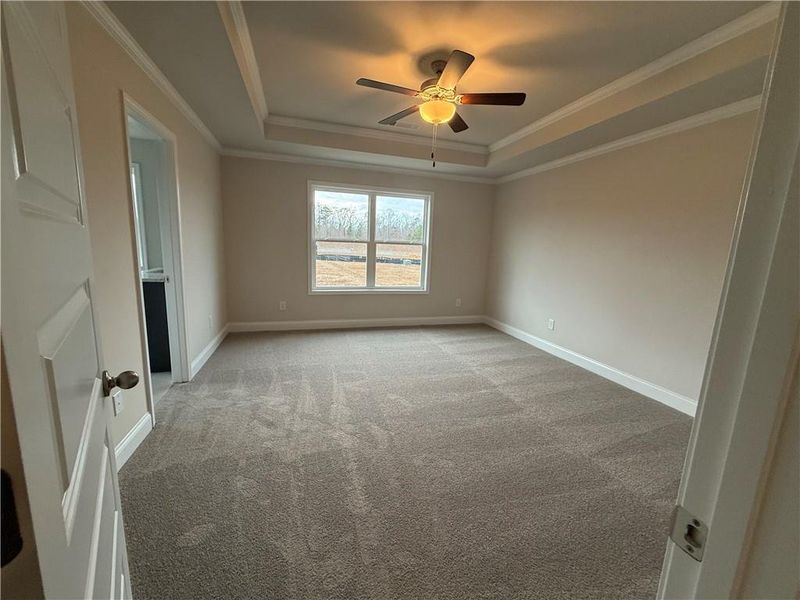 Spacious, unfurnished interior of a new home in , Gainesville (Image 24).
