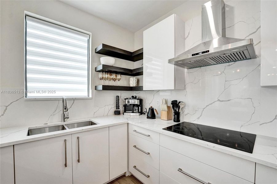 Furnished interior view inside a new home in , Fort Lauderdale (Image 5).