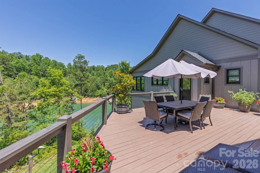 Al Fresco Dining with Lake View