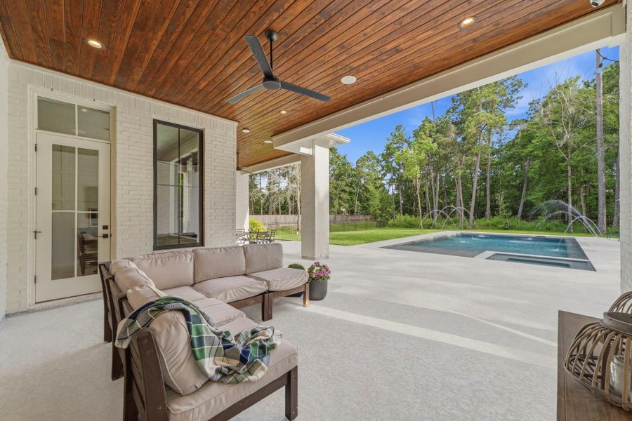 Outdoor living at it's finest! Outdoor living at it's finest!