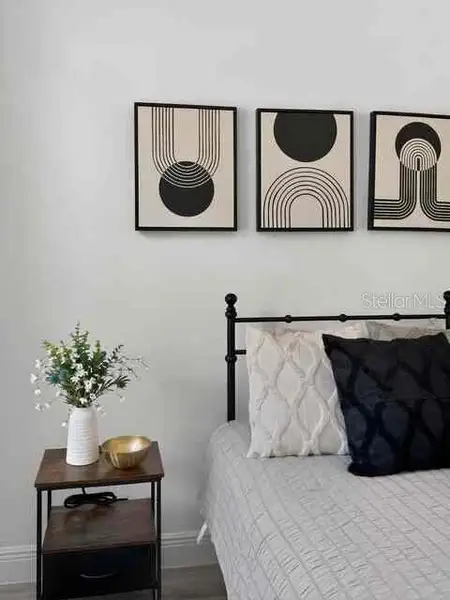 Furnished interior view inside a new home in , Dunnellon (Image 20).