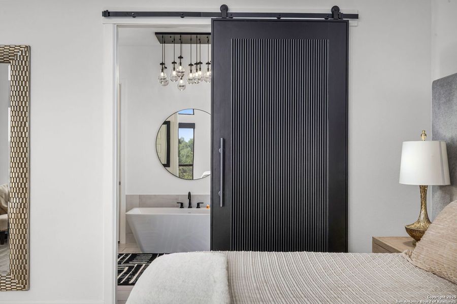 Furnished interior view inside a new home in Vintage Oaks, New Braunfels (Image 11). Furnished interior view inside a new home in Vintage Oaks, New Braunfels (Image 11).