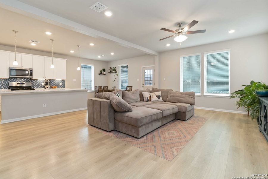 Furnished interior view inside a new home in Veranda: Classic, San Antonio (Image 5).