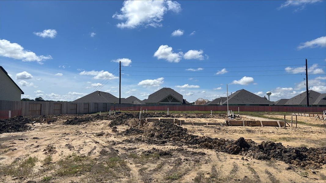 Site preparation for new homesites in Grand Oaks, Mont Belvieu (Image 4). Site preparation for new homesites in Grand Oaks, Mont Belvieu (Image 4).