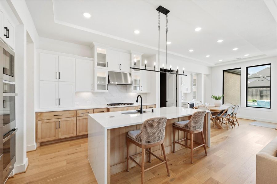 Furnished interior view inside a new home in Sienna, Missouri City (Image 6).