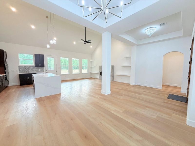 Spacious, unfurnished interior of a new home in , Dayton (Image 34).