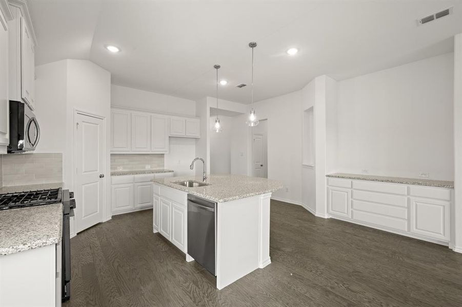 4325 Sun Meadow- Kitchen-3 4325 Sun Meadow- Kitchen-3