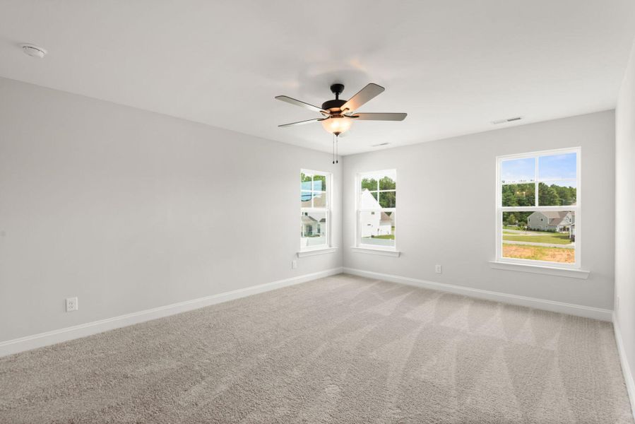 Spacious, unfurnished interior of a new home in Hopewell Garden, Winston-Salem (Image 15).