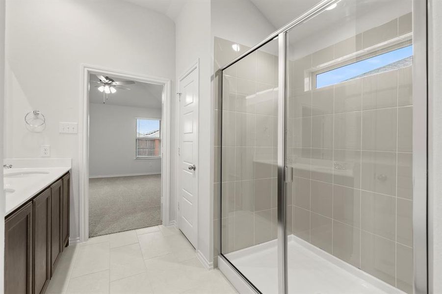 22. 3253 Mercer - Bath (3)