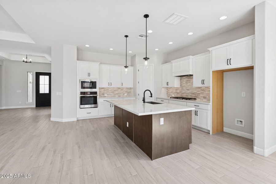 Homesite18-006 Homesite18-006