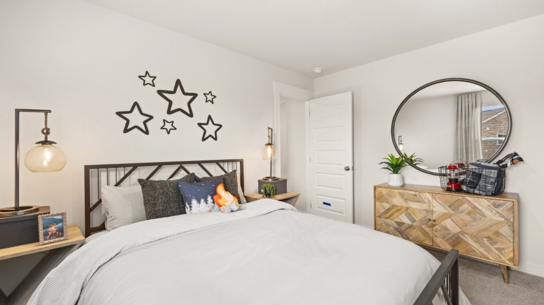 3731 Hawthorne Bed4 3of3 F2