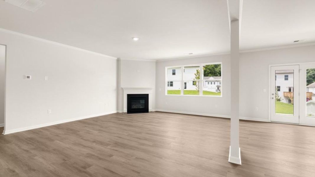 Spacious, unfurnished interior of a new home in Liberty Crossing, Braselton (Image 18).