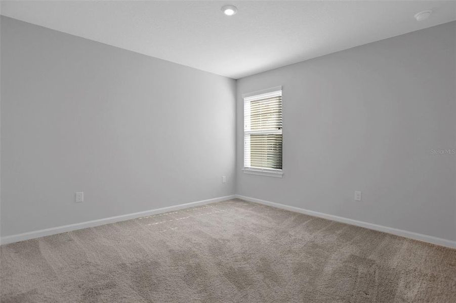 Spacious, unfurnished interior of a new home in , Wesley Chapel (Image 19).