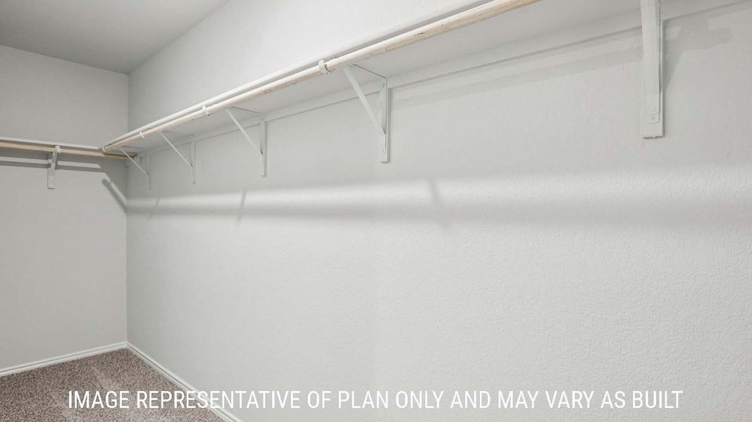 Representative unfurnished interior of a home built from the Estero by D.R. Horton in The Villages at Schwertner Ranch, Jarrell (Image 21).