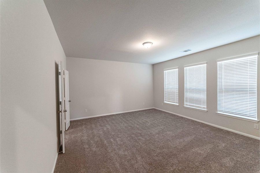 Spacious, unfurnished interior of a new home in Sierra Vista, Rosharon (Image 14). Spacious, unfurnished interior of a new home in Sierra Vista, Rosharon (Image 14).