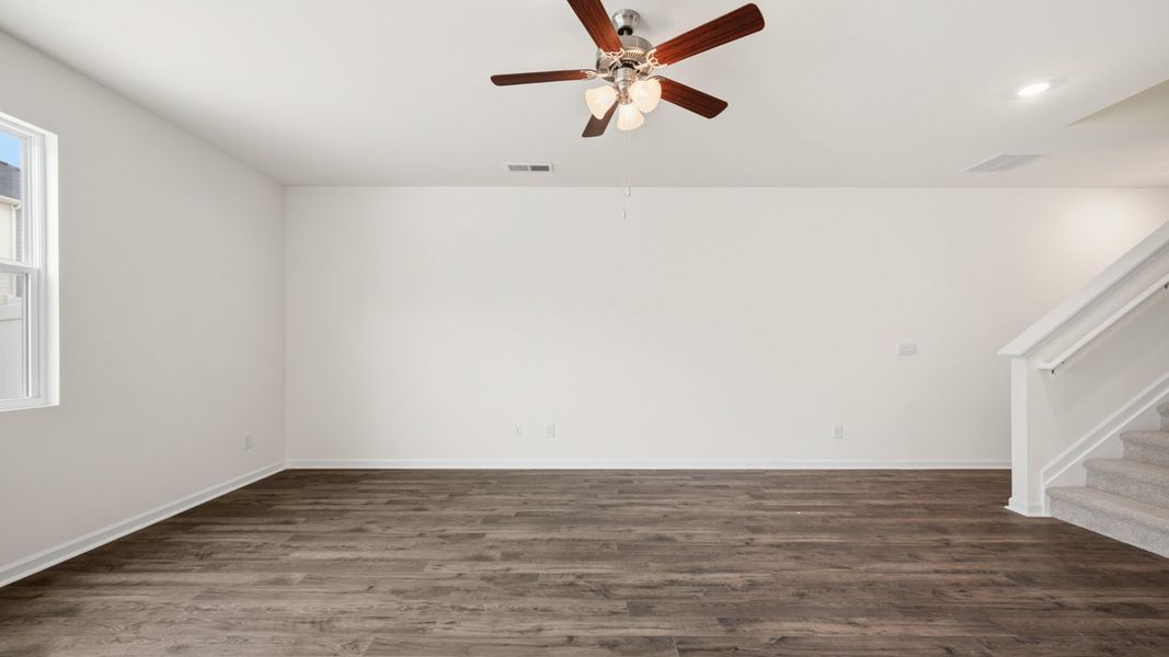 Spacious, unfurnished interior of a new home in Inverness at Sugarloaf, Lawrenceville (Image 20). Spacious, unfurnished interior of a new home in Inverness at Sugarloaf, Lawrenceville (Image 20).