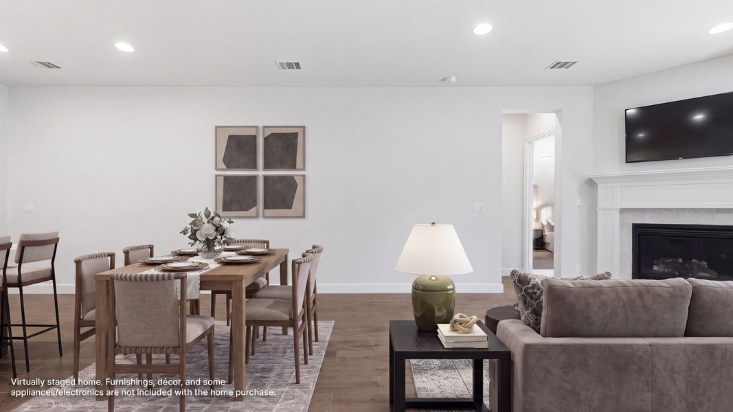 Furnished interior view inside a new home in Hillstead, Lavon (Image 8).