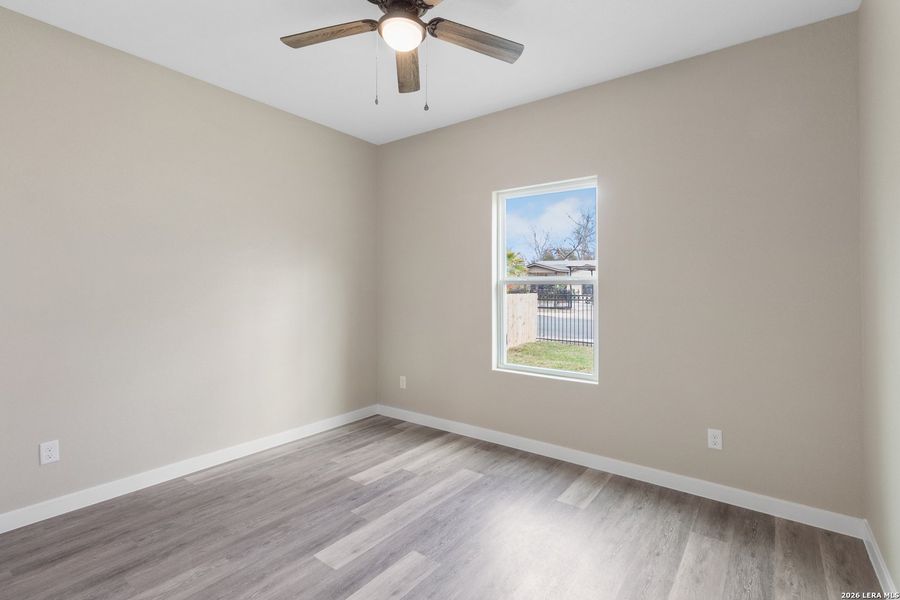 Spacious, unfurnished interior of a new home in , San Antonio (Image 13).