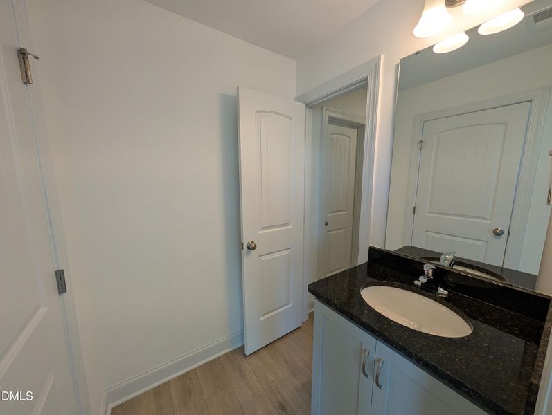 PXL_20251219_180952432