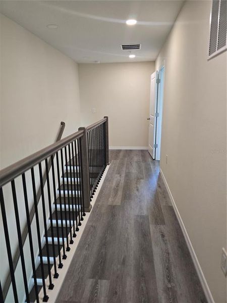 Spacious, unfurnished interior of a new home in , Tampa (Image 16).
