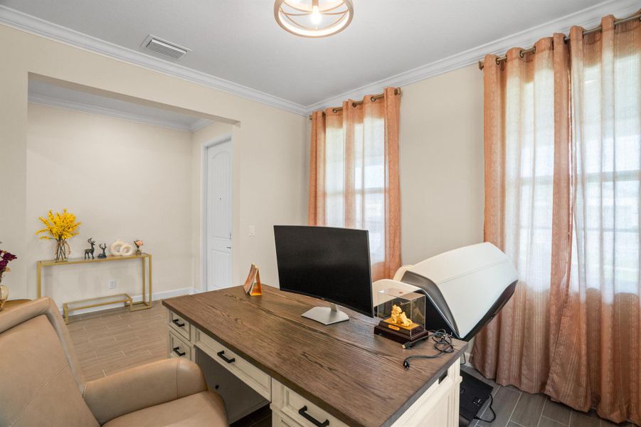 Furnished interior view inside a new home in , Loxahatchee (Image 21).