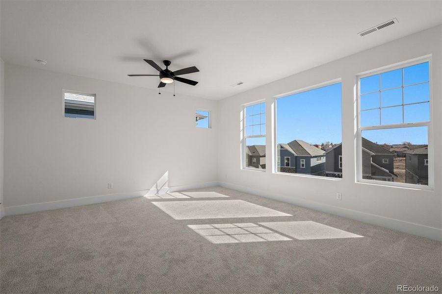 Spacious, unfurnished interior of a new home in Trailside at Cottonwood Creek, Colorado Springs (Image 30).