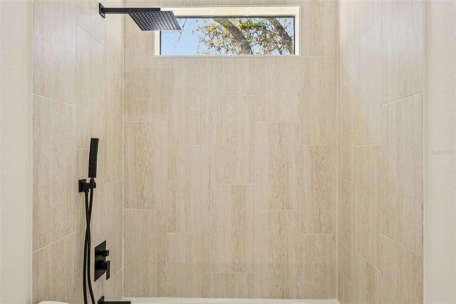 Close-up of interior finishes inside a home in , North Port (Image 20). Close-up of interior finishes inside a home in , North Port (Image 20).