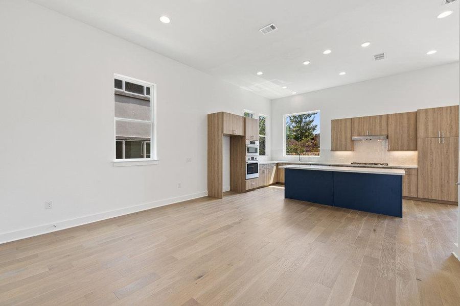 Image 36 of a home in Agave.